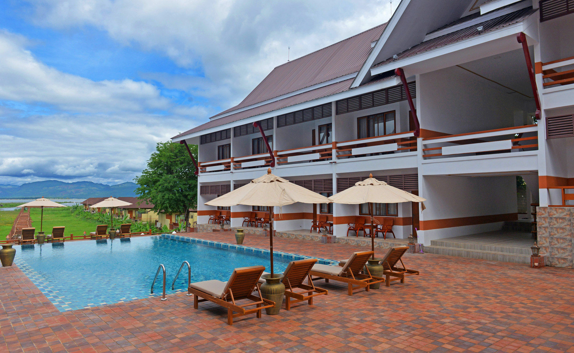 Ananta Inlay Resort Nyaung Shwe Exterior foto